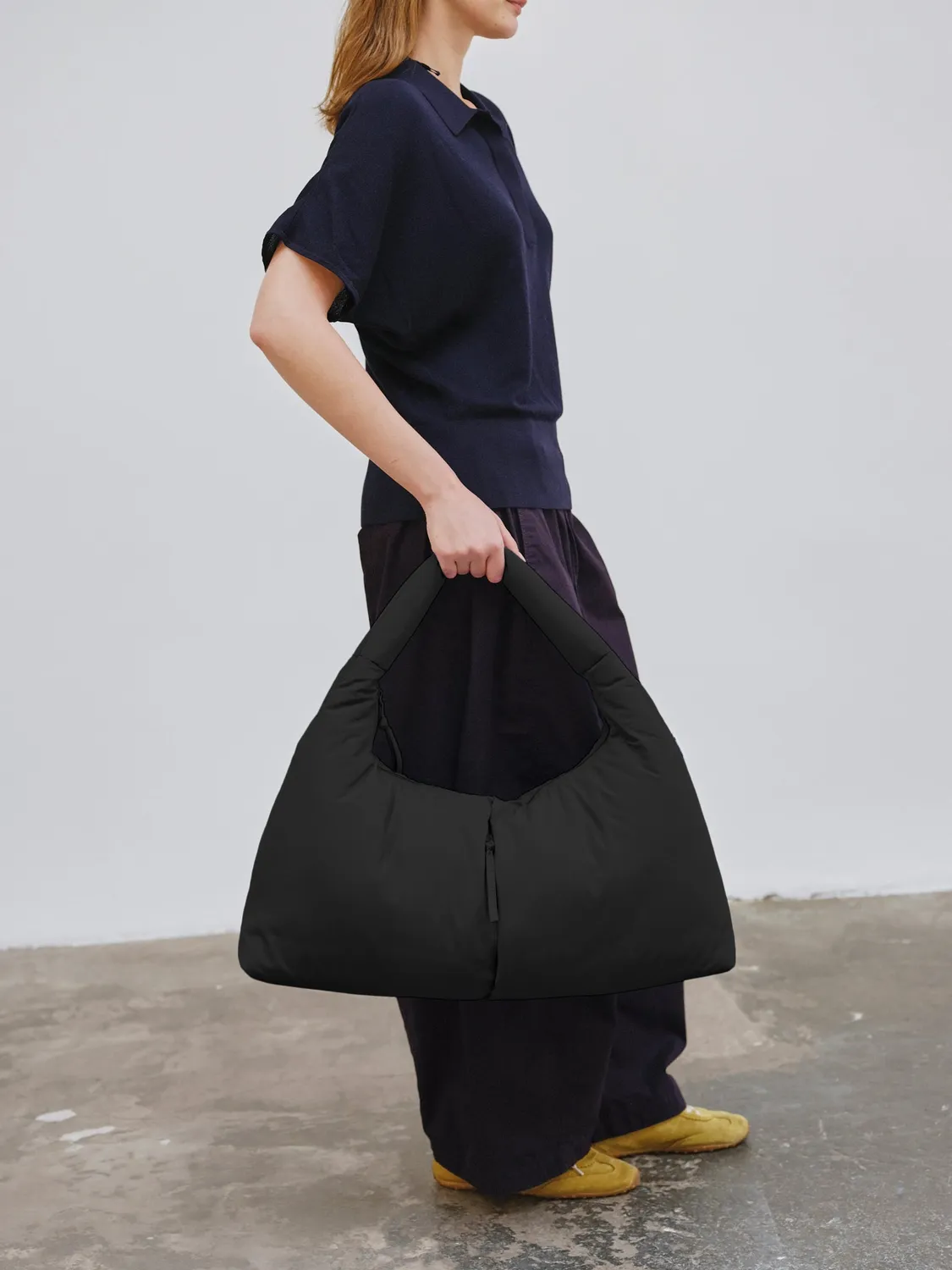 Ölend Nico Large skuldertaske Black stor