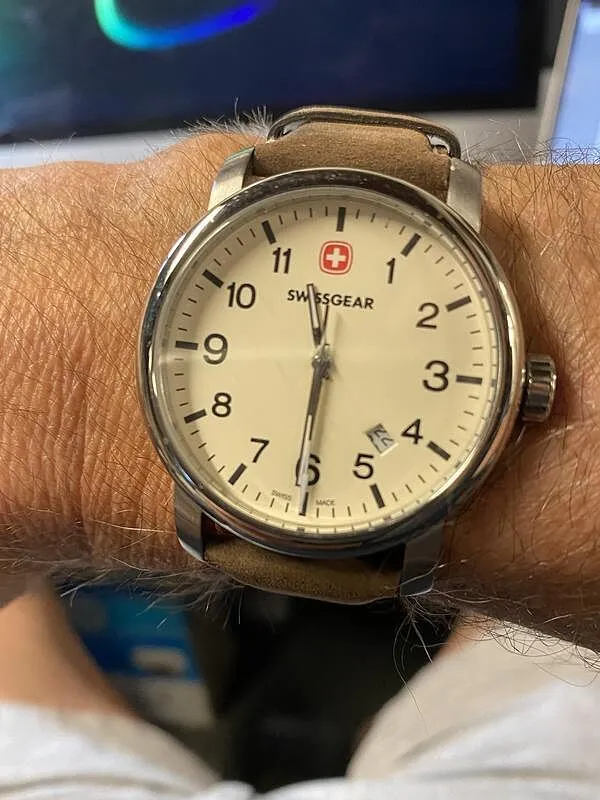 SWISSGEAR Legacy herreur sort læder 100m