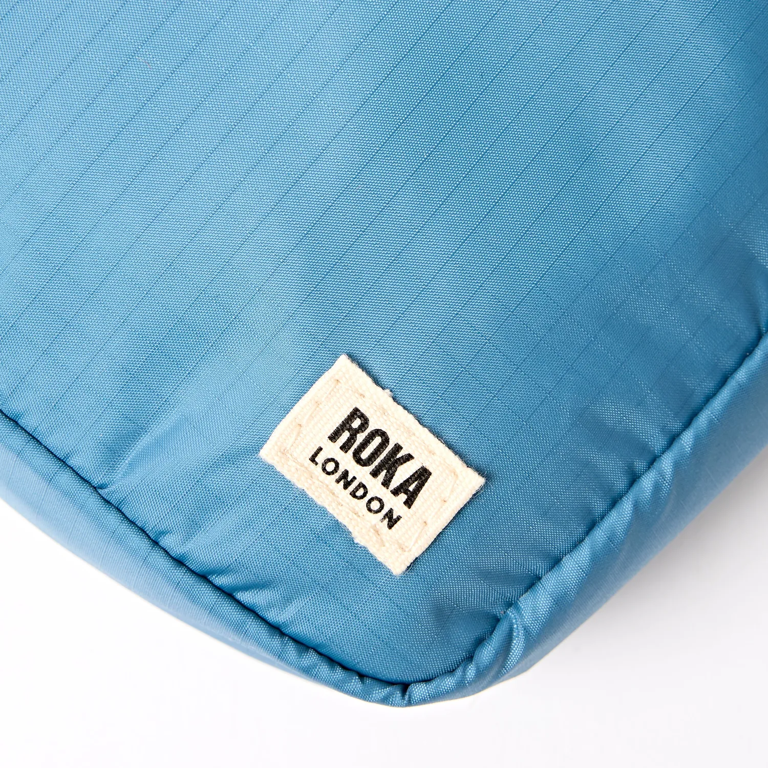 Roka Bond crossbody Retro Blue Ripstop Small 1,5 liter