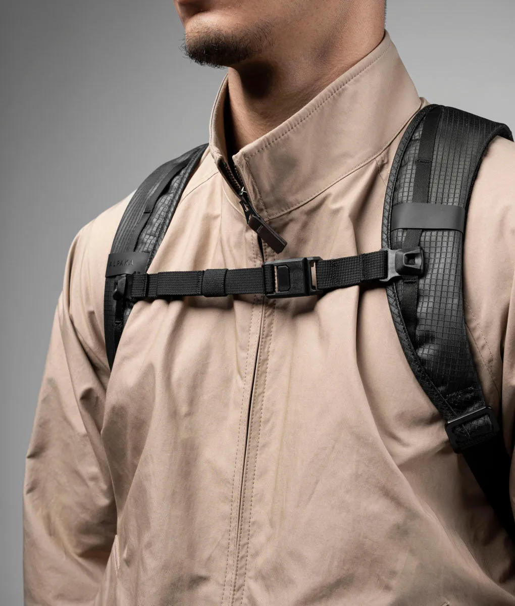 Alpaka Momentum Backpack rygsæk sort 16 tommer