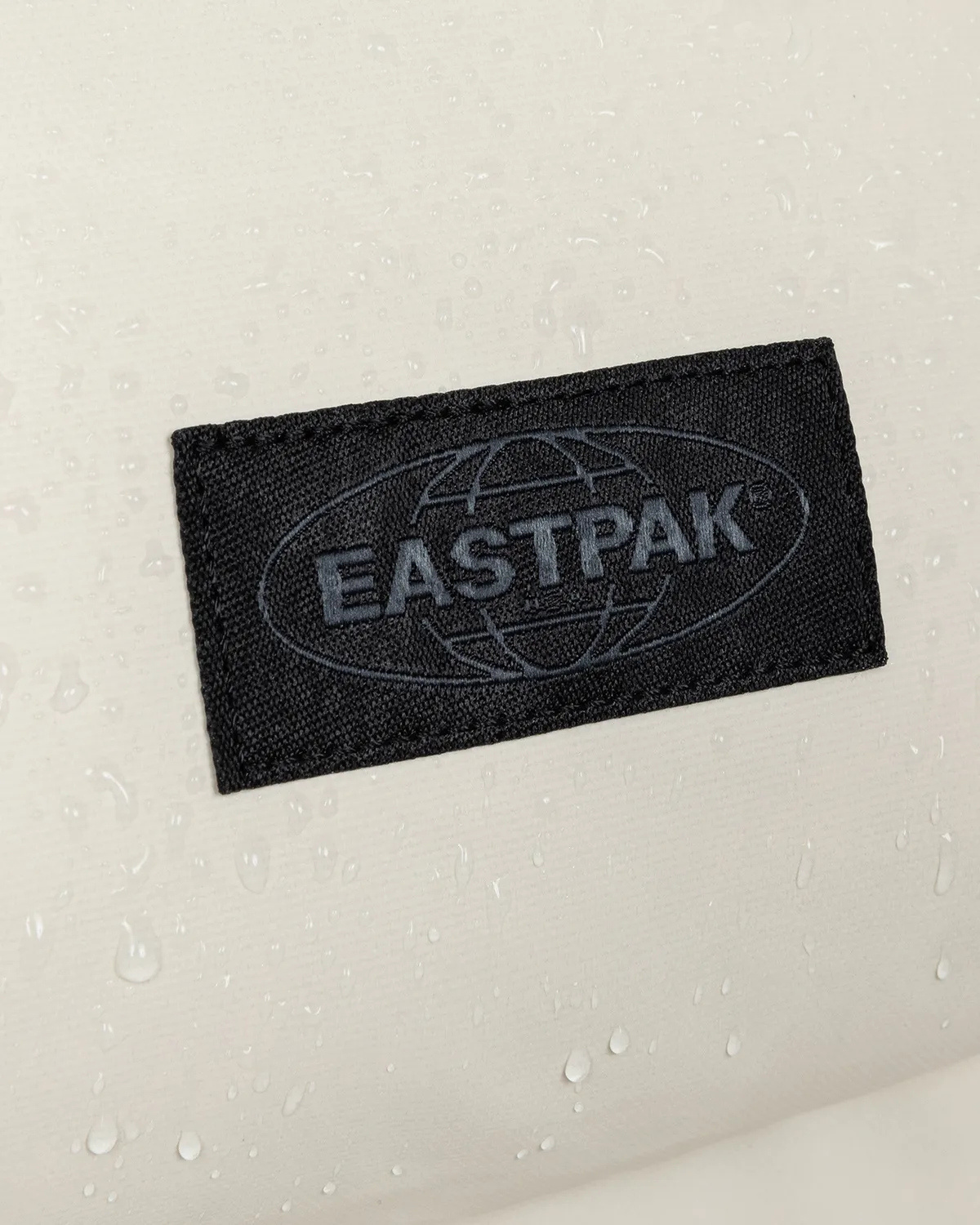Eastpak Day Pak'r rygsæk Tarp Cloth 24 liter tarp