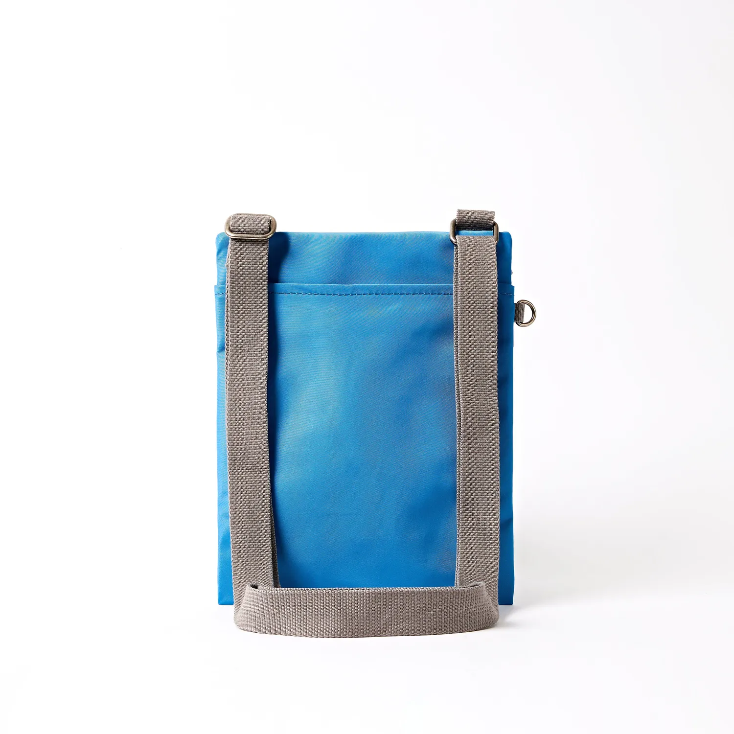 Roka London Chelsea B skuldertaske Medium blå let 0,6 liter