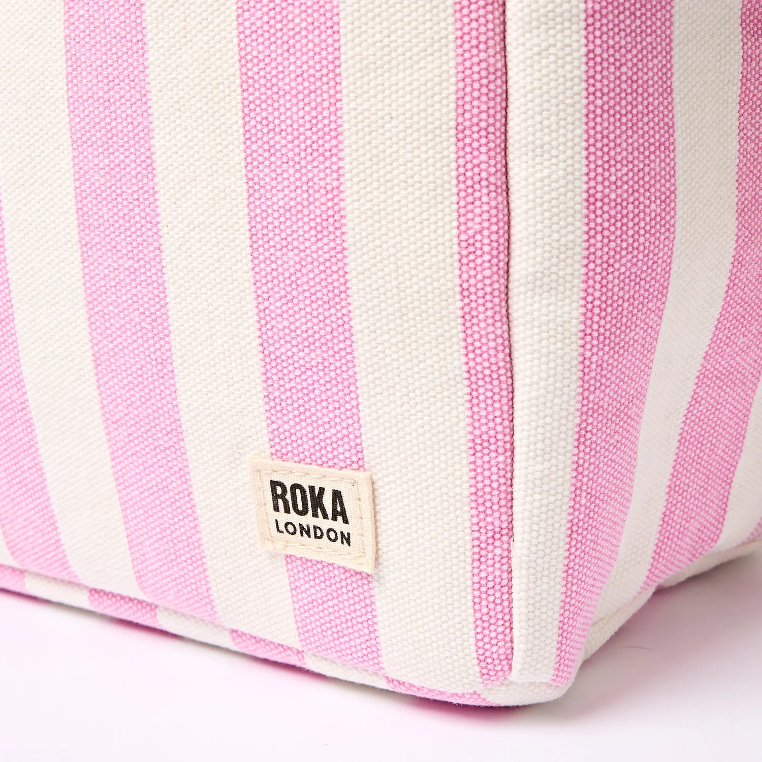 Roka London Hampstead madpakketaske Sherbet Stripe isoleret