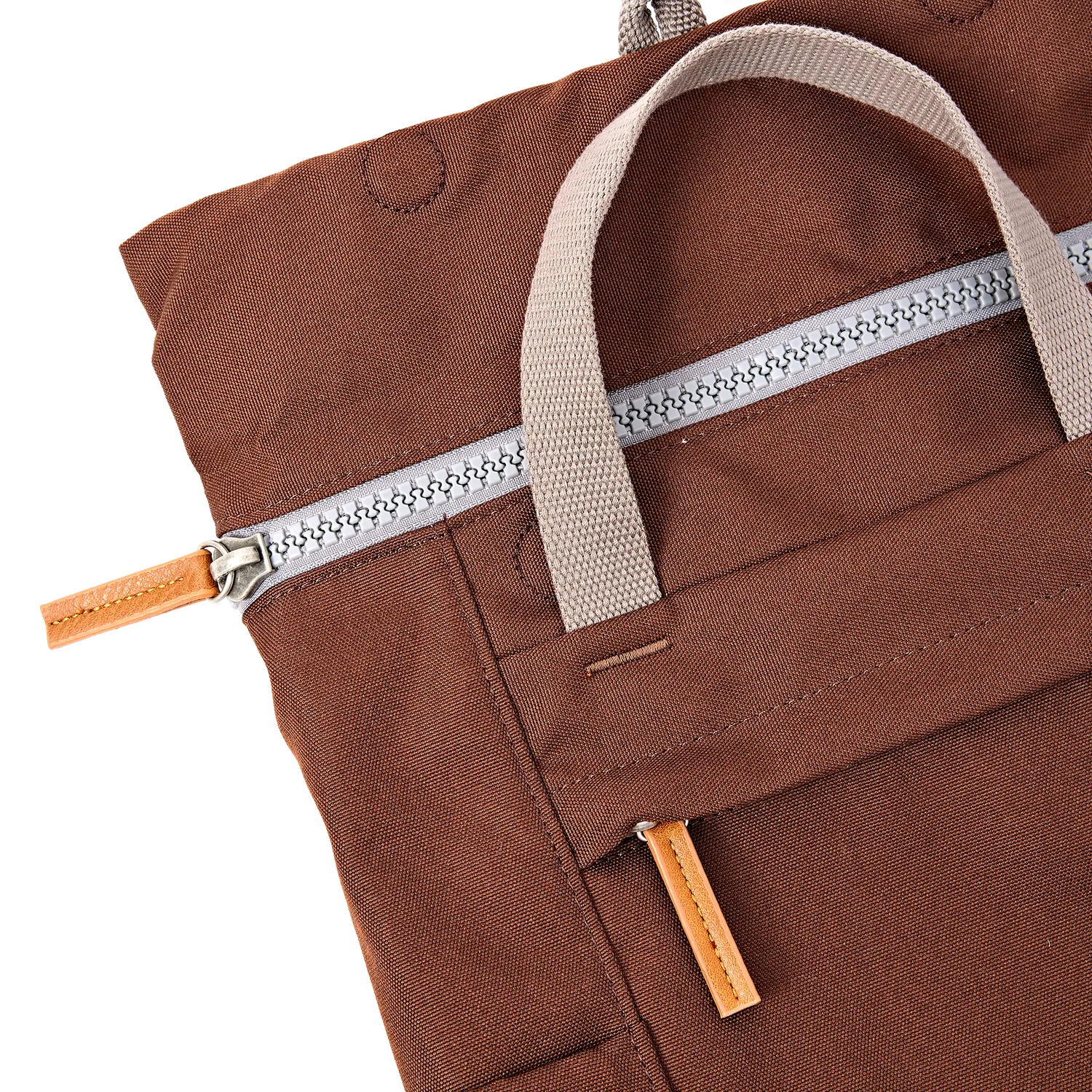 Roka London Finchley rygsæk Chocolate Medium laptoprum