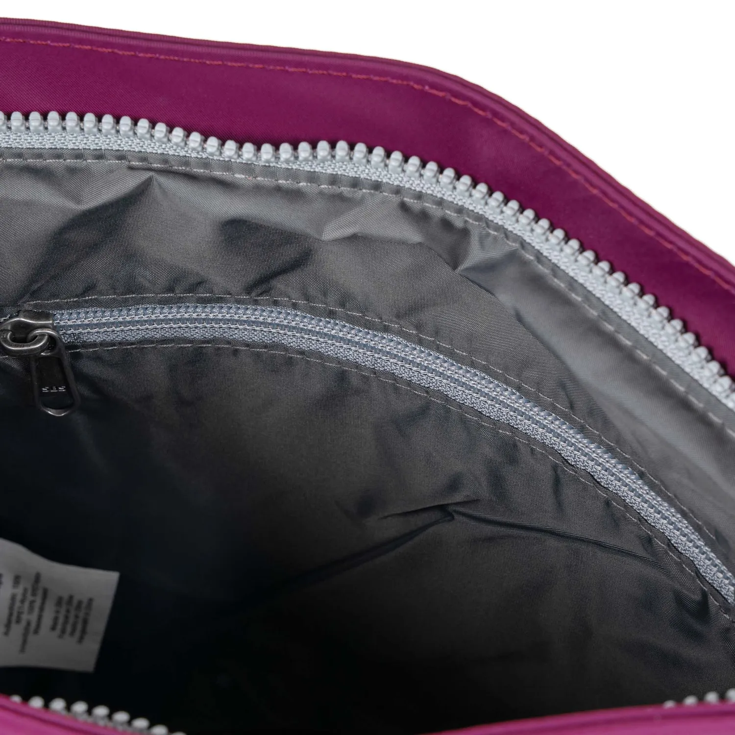 Roka London Kennington crossbody taske M burgundy 2,7 liter