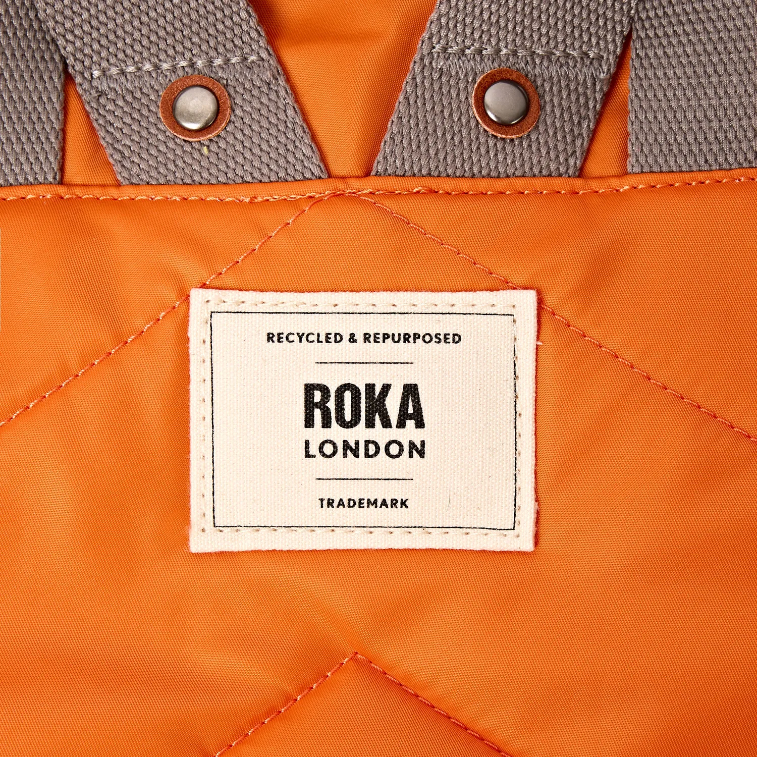 Roka London Canfield rygsæk Jaffa Orange 16,4 liter