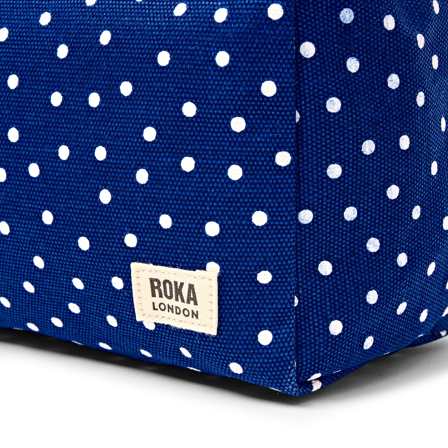 Roka London Maygrove toilettaske Small Navy Polka