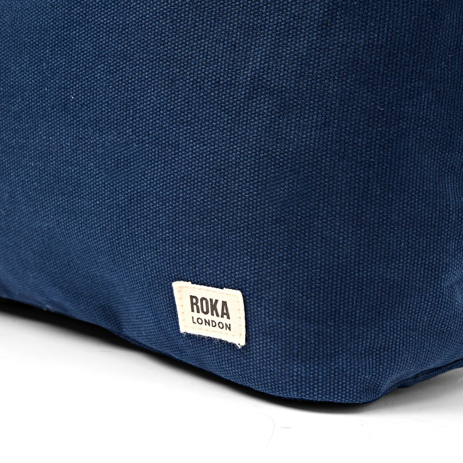 Roka London Hoxton skuldertaske admiral large laptoprum