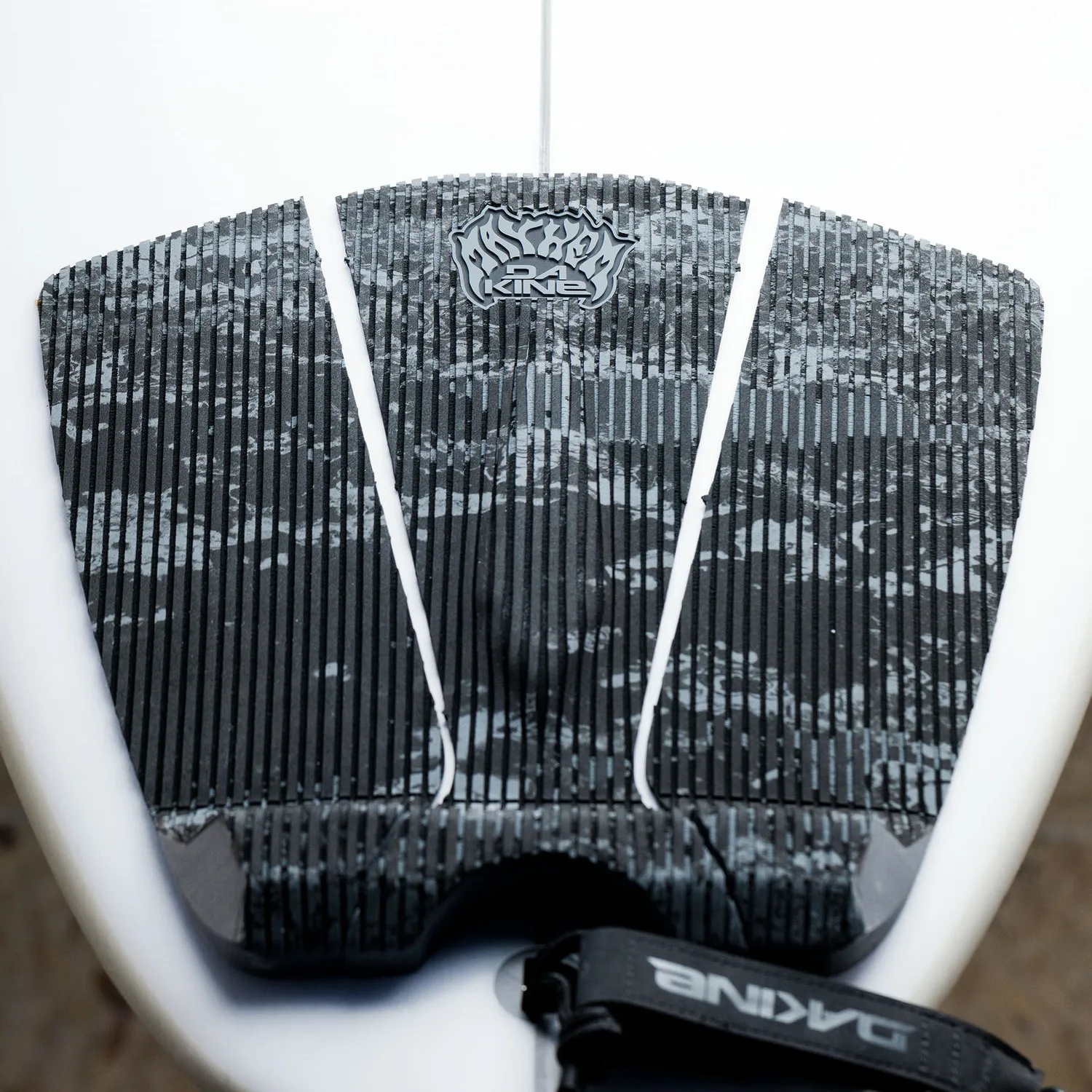 Dakine Lineup Surf Traction Pad Mayhem Black Swirl