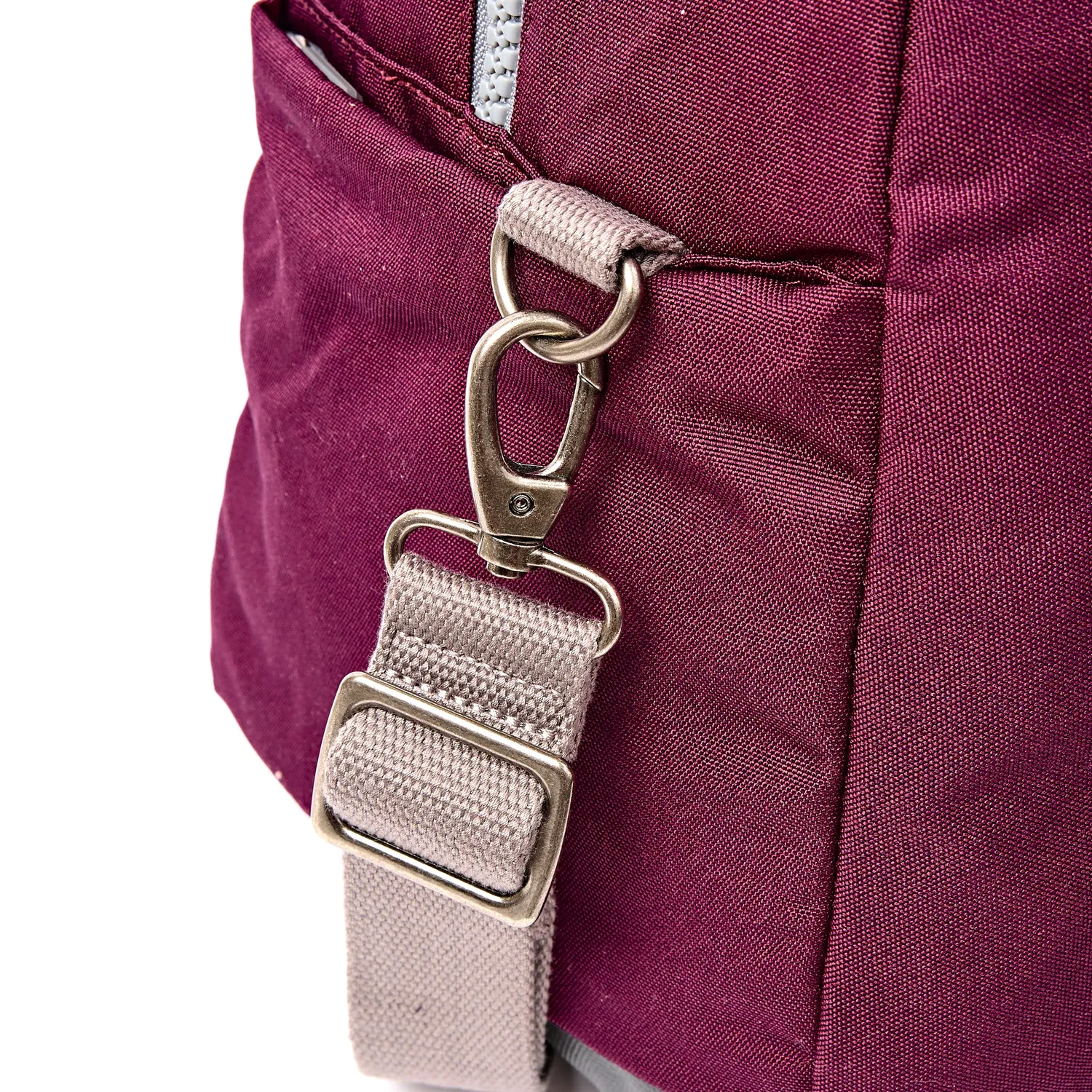 Roka Gatwick duffelbag Small – Cherry Lacquer