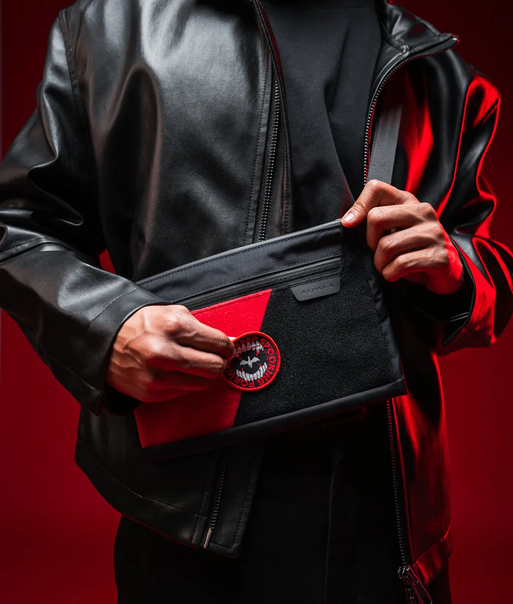 Alpaka Zip Pouch Max V2 Vampire Edition pouch sort
