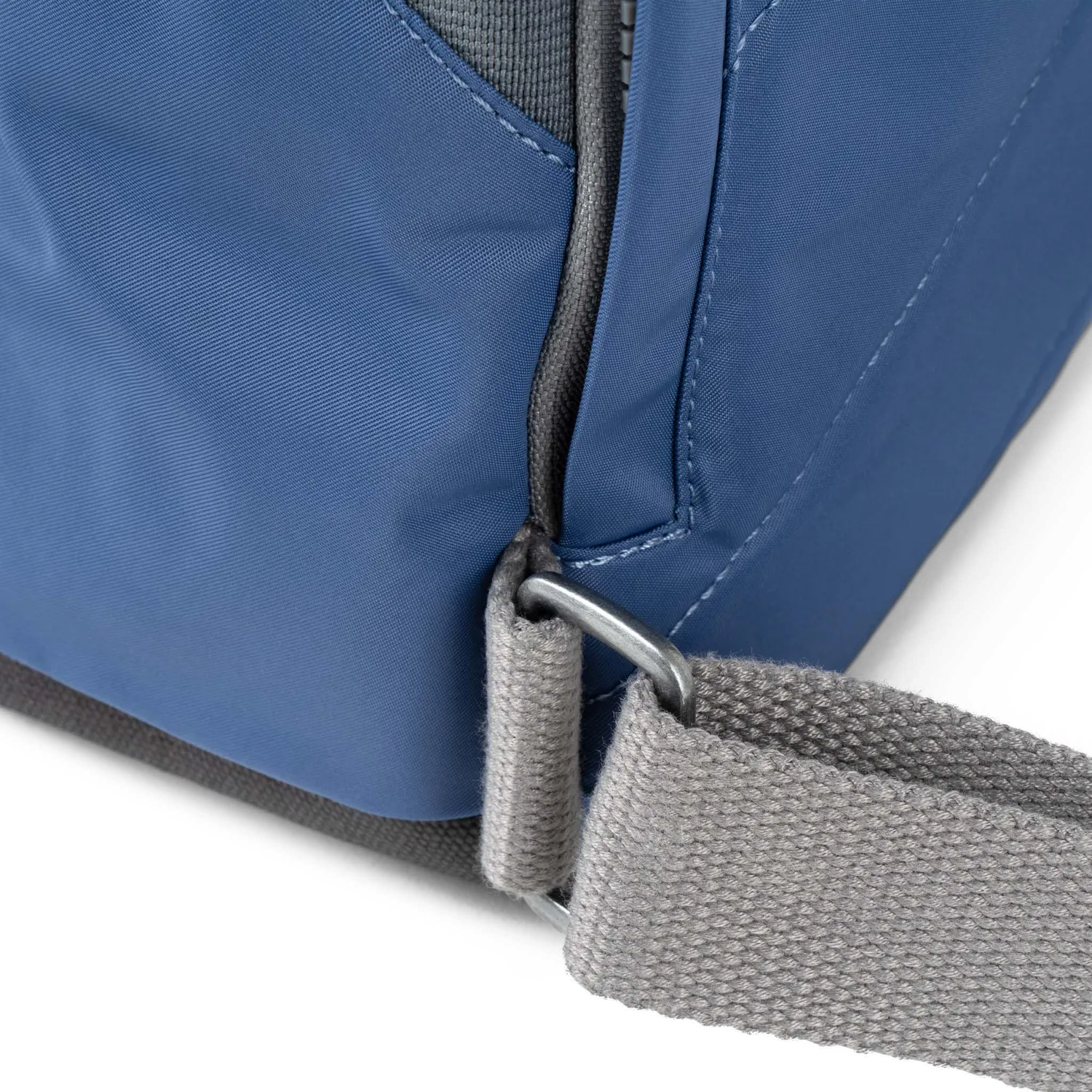 Roka London Canfield Roll Top rygsæk Burnt Blue Small vandafvisende