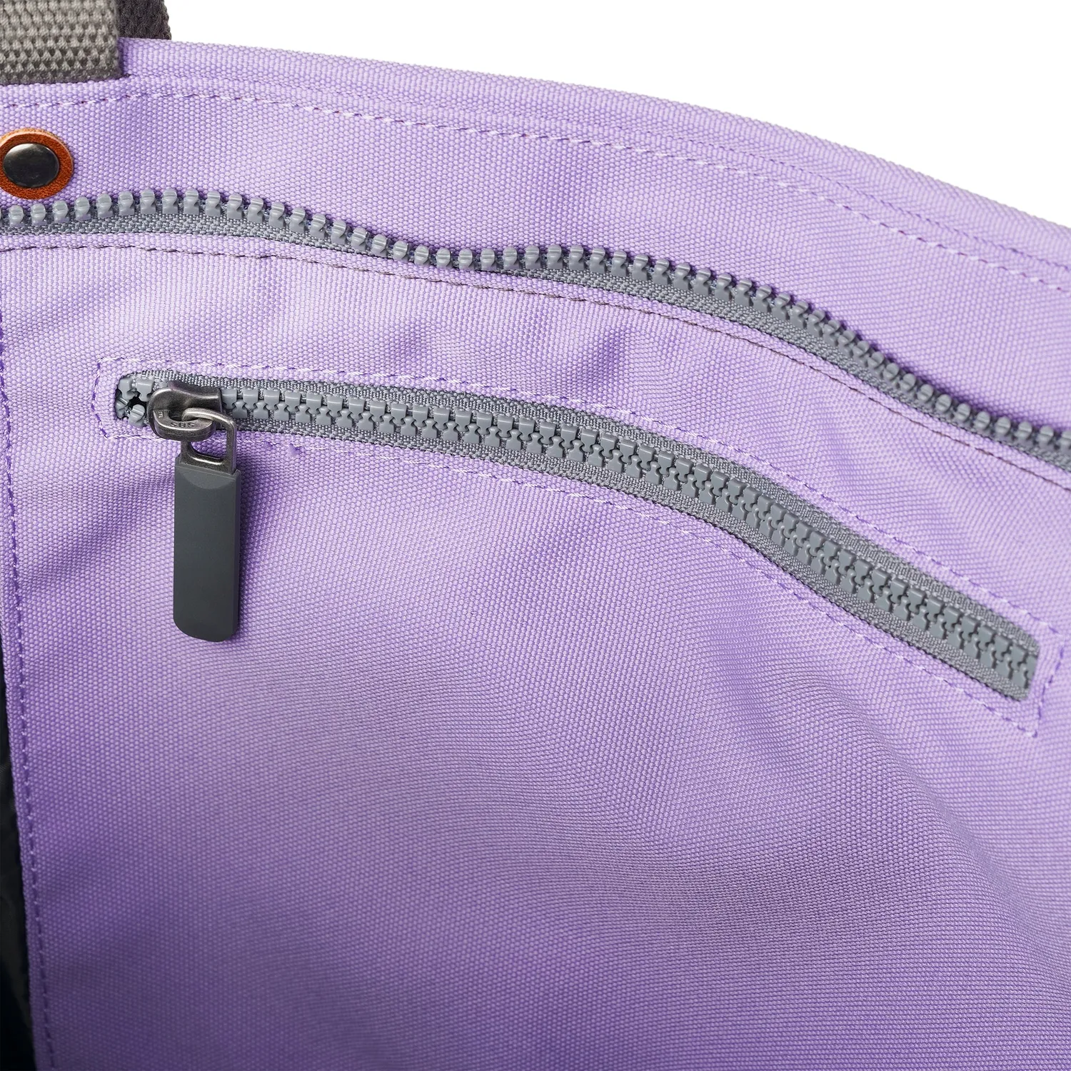 Roka London Trafalgar shopper lavender 19,5 liter laptoprum