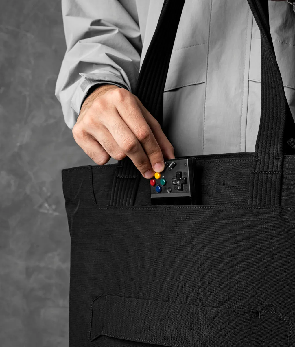 Alpaka Flight Tote L tote sort stor