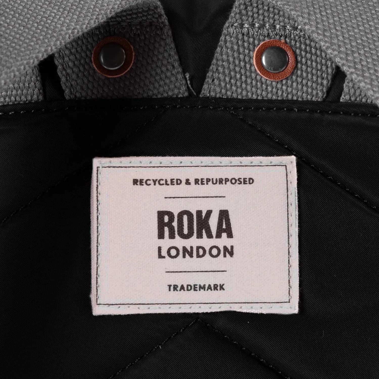 Roka London Bantry rygsæk sort laptoprum 7,4 liter small