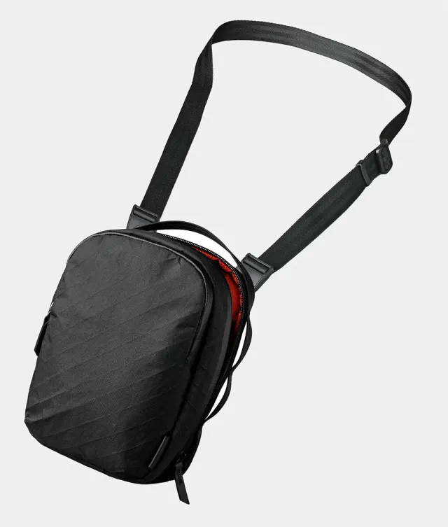 Alpaka Metro Sling V2 skuldertaske sort Ultradyne let