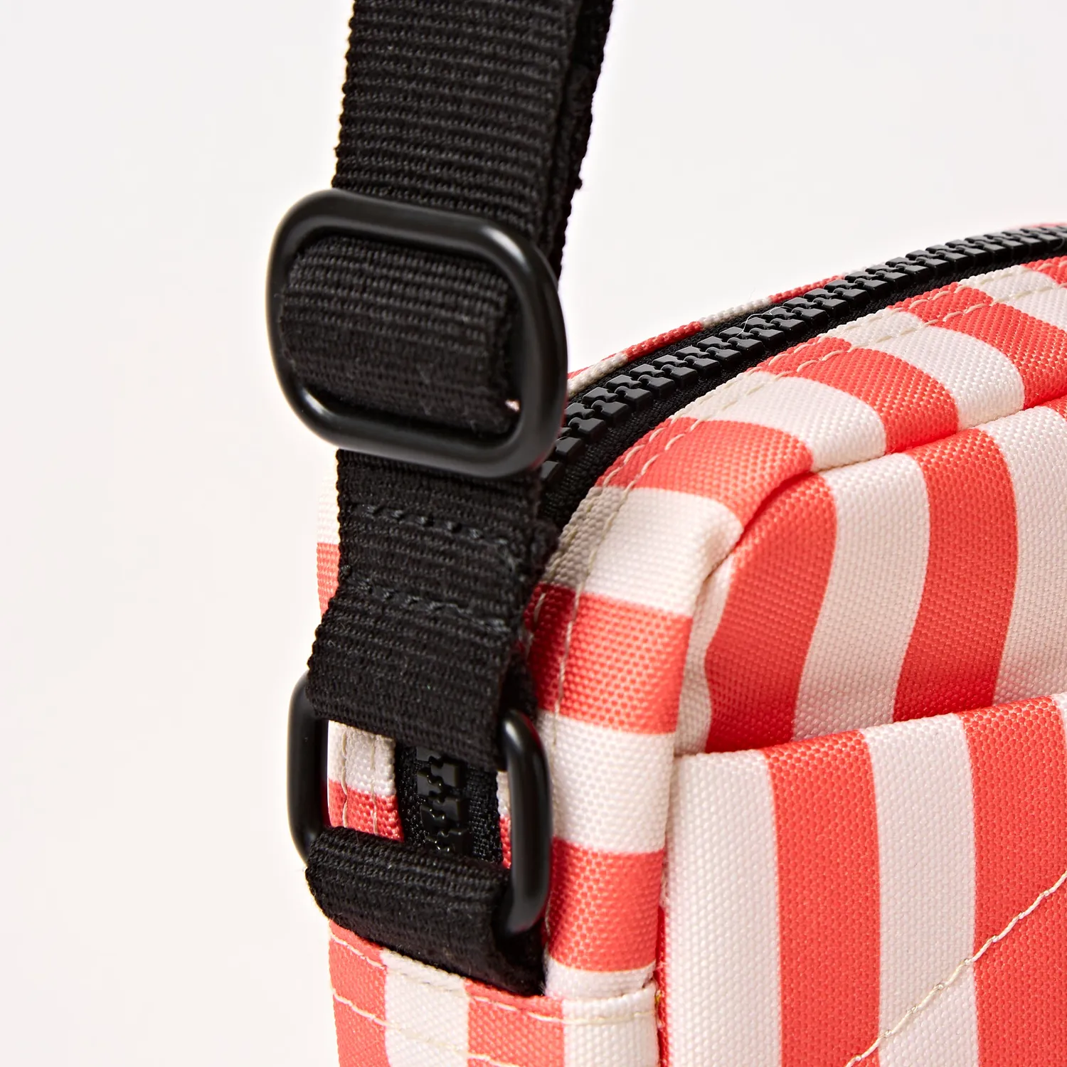 Roka Bond minitaske Coral Stripe S foret