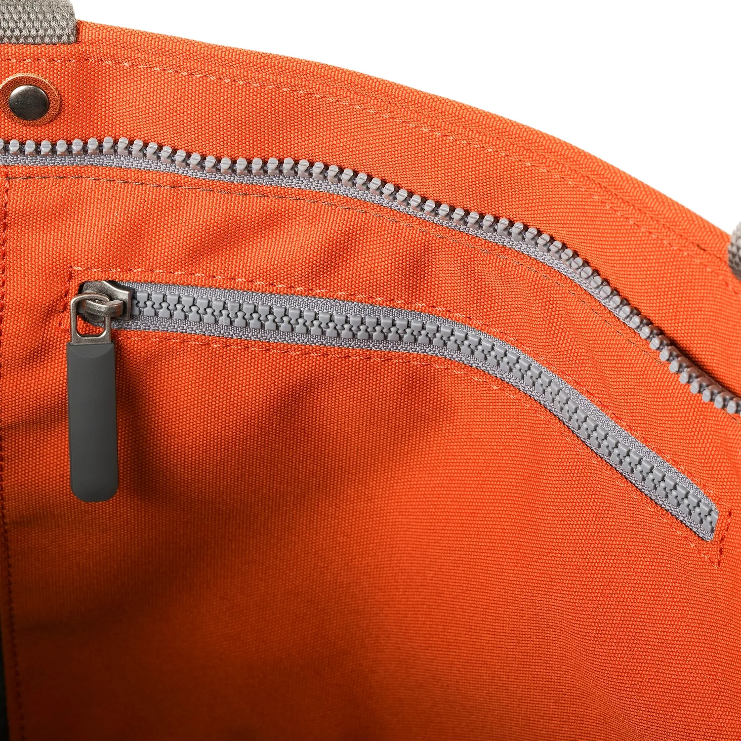 Roka London Trafalgar Medium tote Pumpkin 19,5 liter