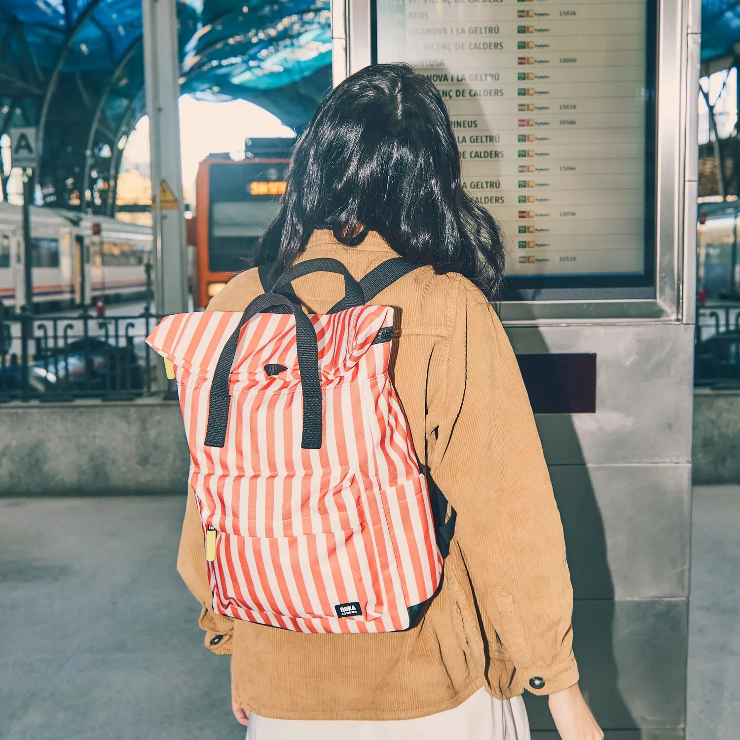 Roka London Canfield Small rygsæk coral stripe 9,8 liter