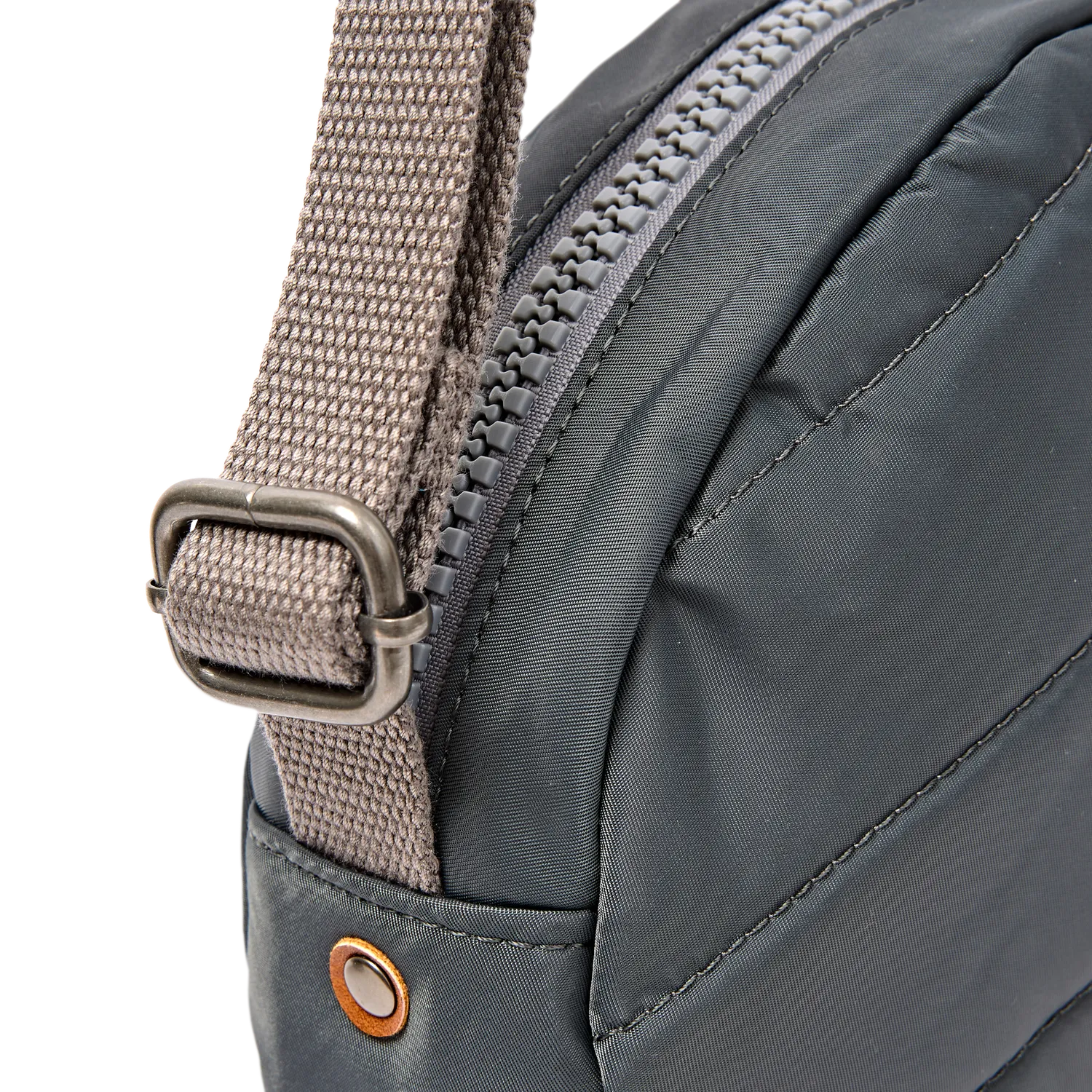 Roka Paddington skuldertaske Beluga S rund