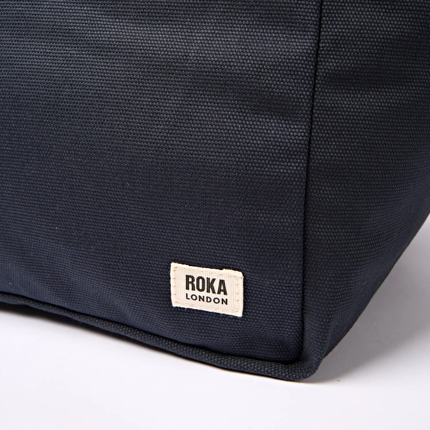 Roka London Marylebone tote Smoke Large 43,4 liter