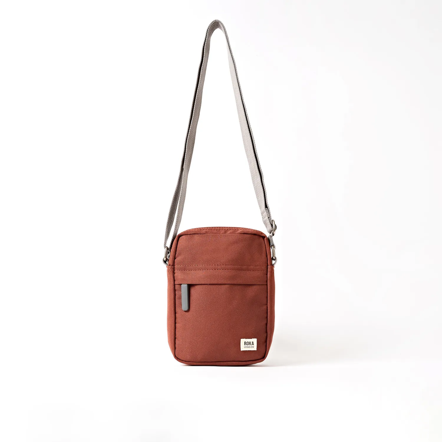 Roka London Bond crossbody taske Henna Small vandafvisende