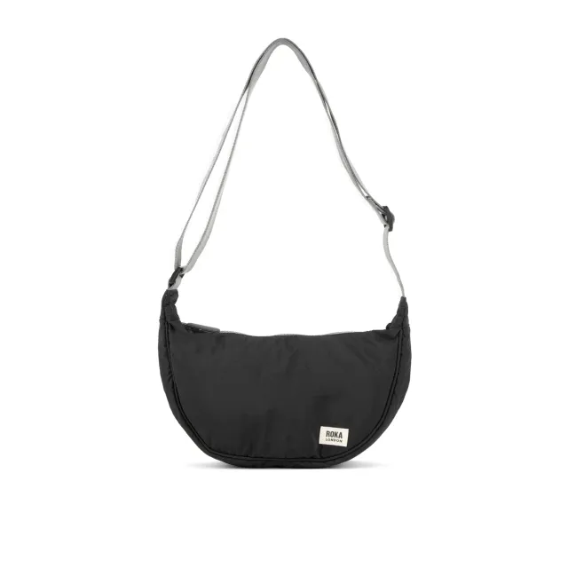 Roka London Farringdon half moon taske S sort