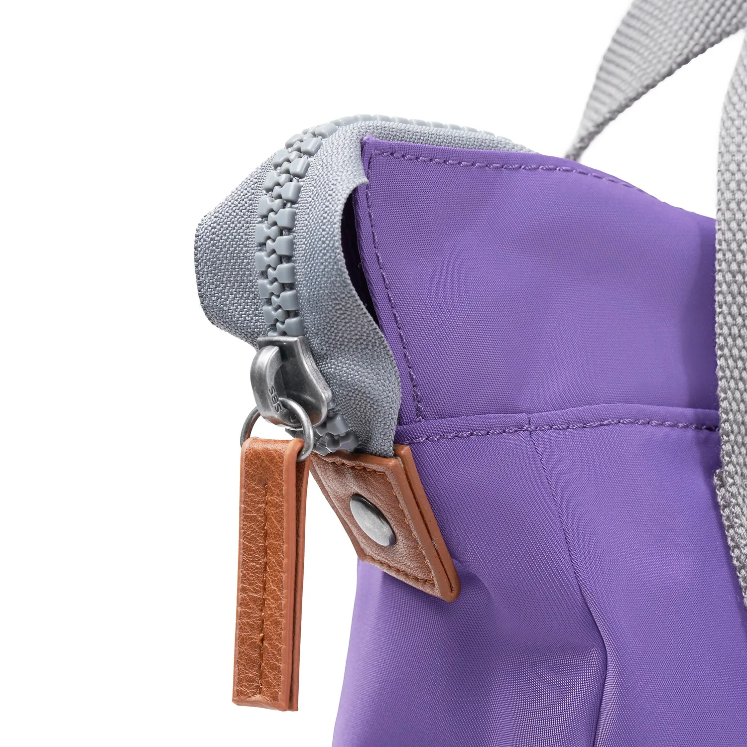 Roka London Bantry rygsæk Fresh Purple Small laptoprum