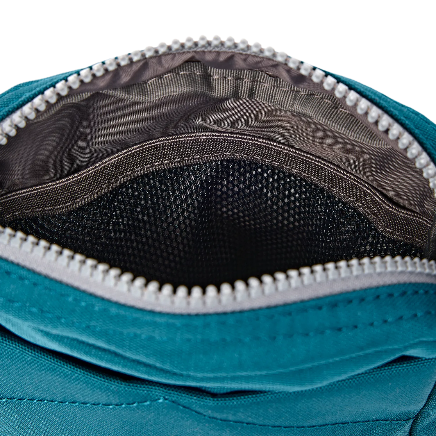 Roka London Bond Pocket crossbody taske Deep Teal Small