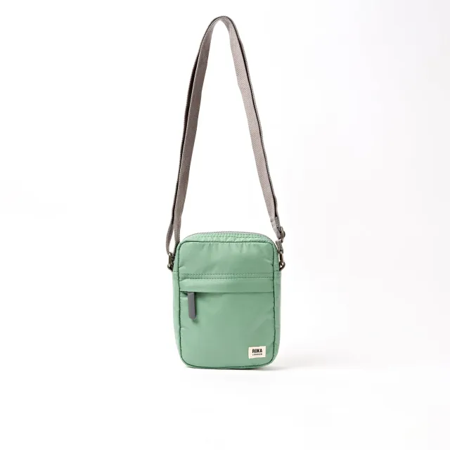 Roka London Bond Small crossbody taske frost 1,5 liter