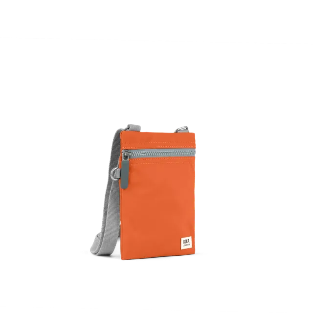 Roka London Chelsea skuldertaske Burnt Orange XS 0,3 liter sling
