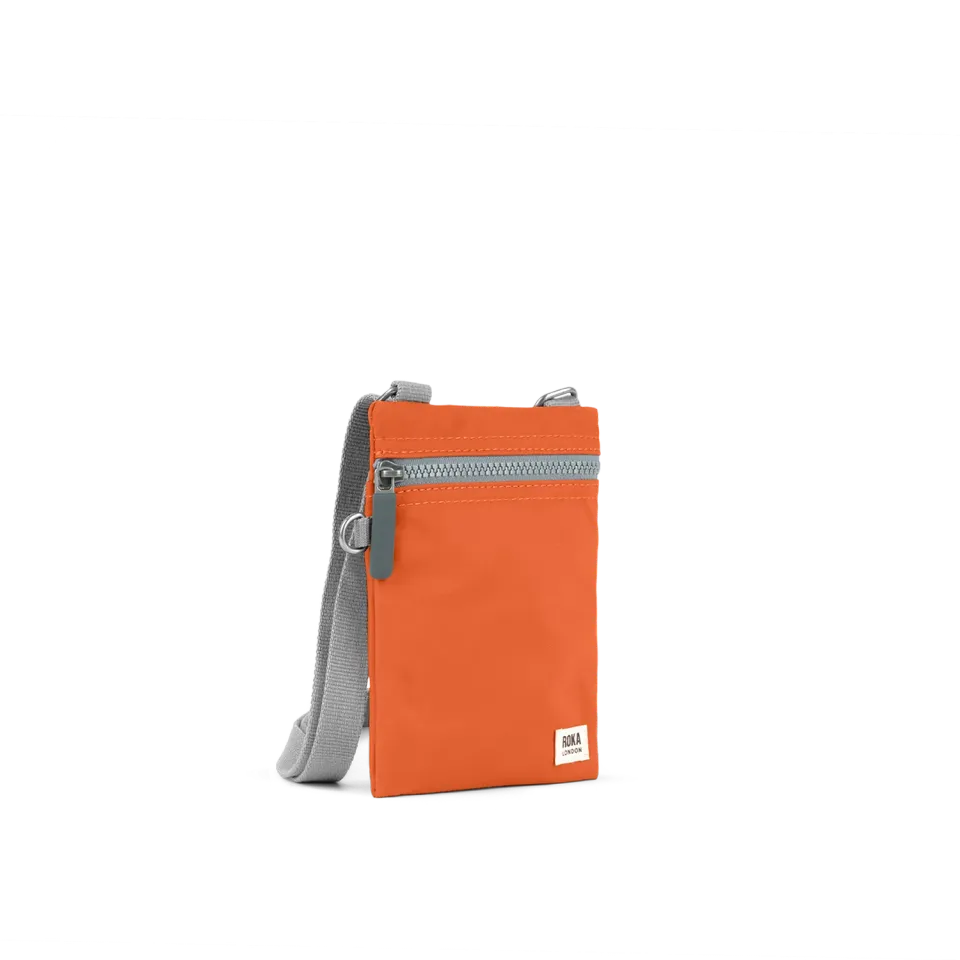 Roka London Chelsea skuldertaske Burnt Orange XS 0,3 liter sling