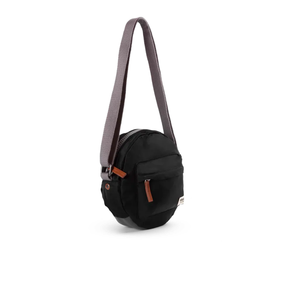 Roka London Paddington crossbody Small sort rund taske