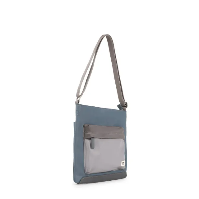 Roka Kennington crossbody taske Grey Tonal Medium nylon