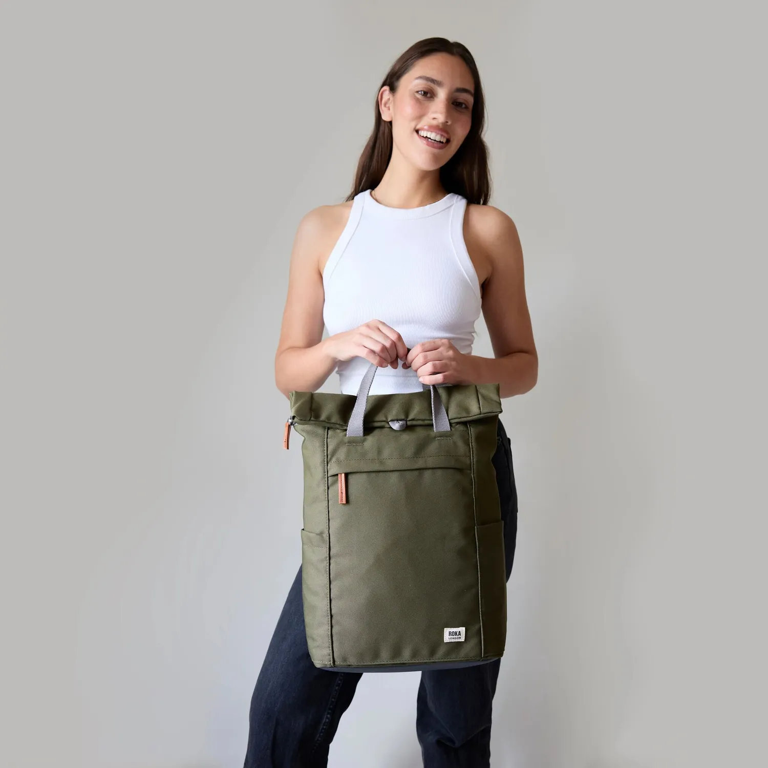 Roka London Finchley rygsæk Marine roll-top