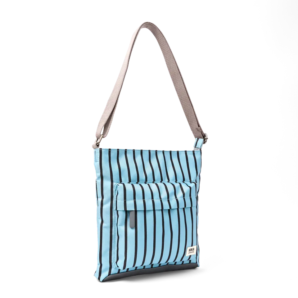 Roka London Kennington crossbody taske Blue Stripe Medium