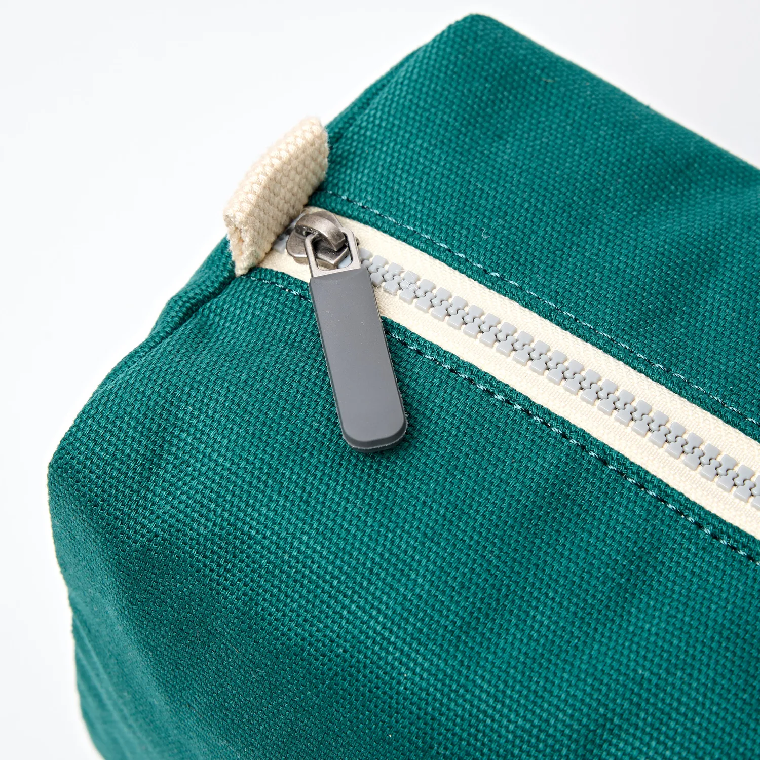 Roka London Maygrove toilettaske teal small vandafvisende