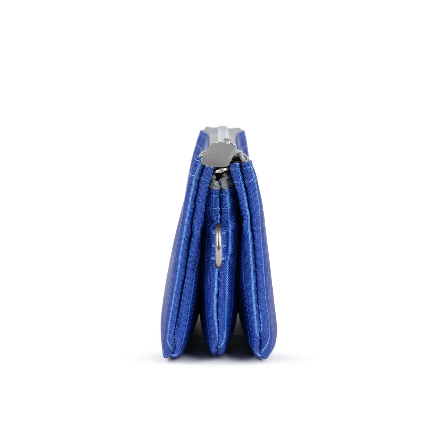 Roka London Carnaby Small pung light wash denim vegansk
