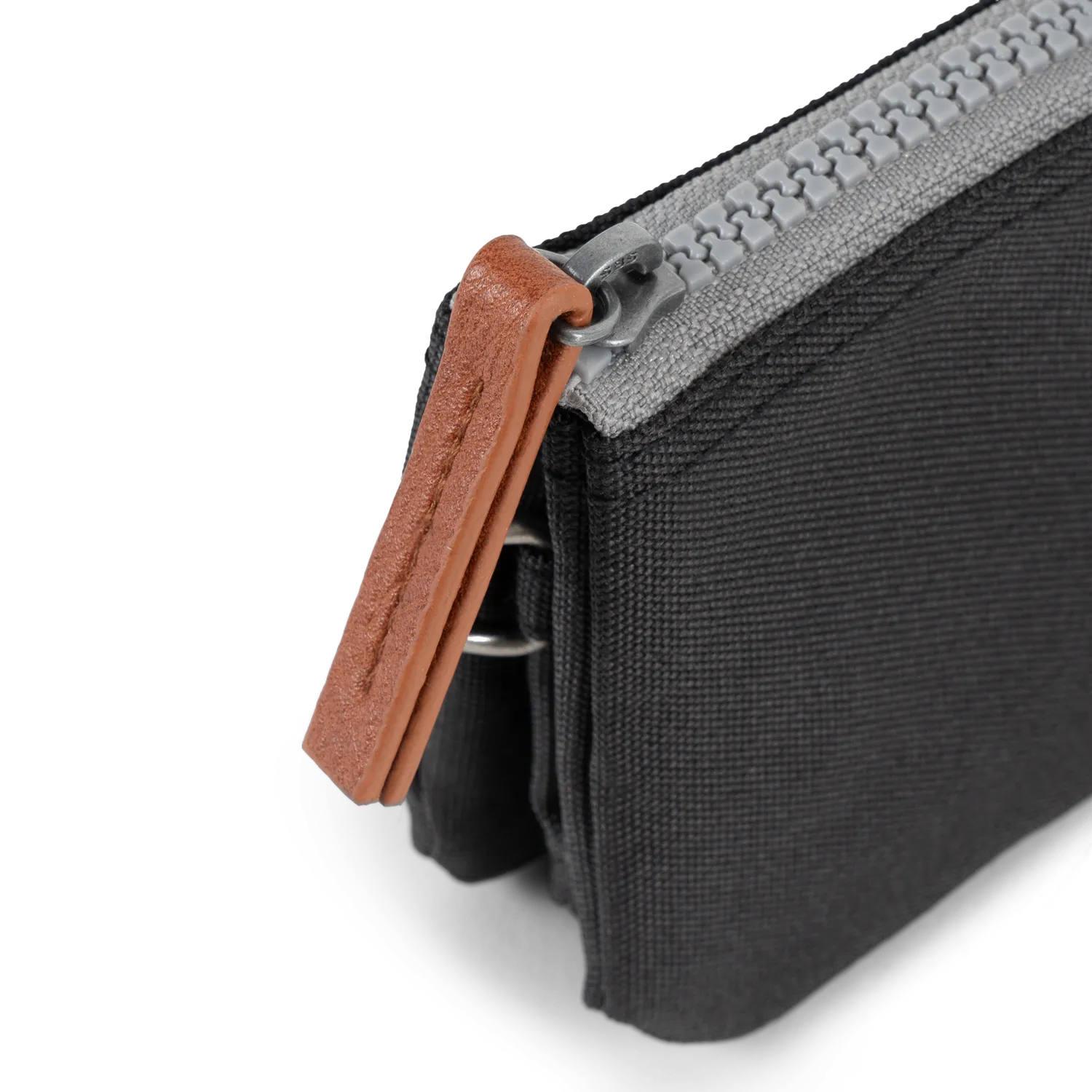 Roka London Carnaby pung ash small 0,2 liter