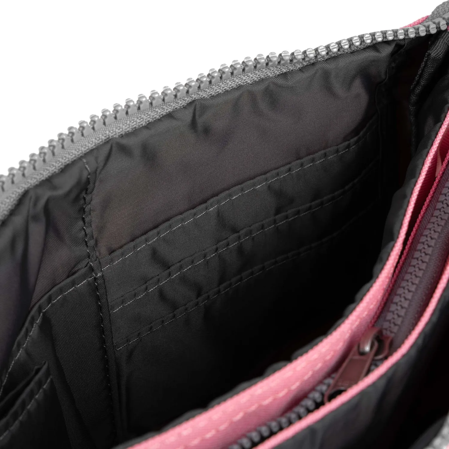 Roka London Carnaby XL crossbody Rose pung-taske