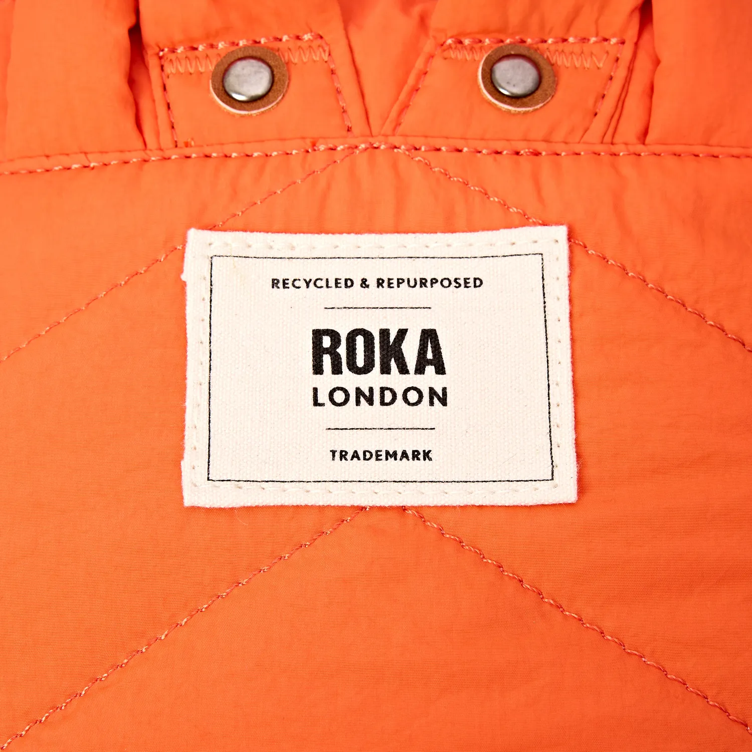 Roka London Bantry XS rygsæk Retro Tangerine 5,8 liter