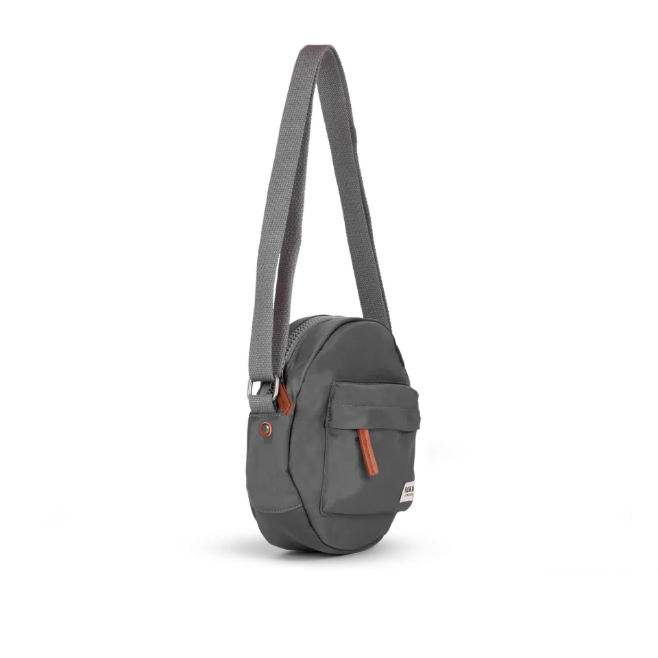 Roka London Paddington Small crossbody taske graphite 4,1 liter