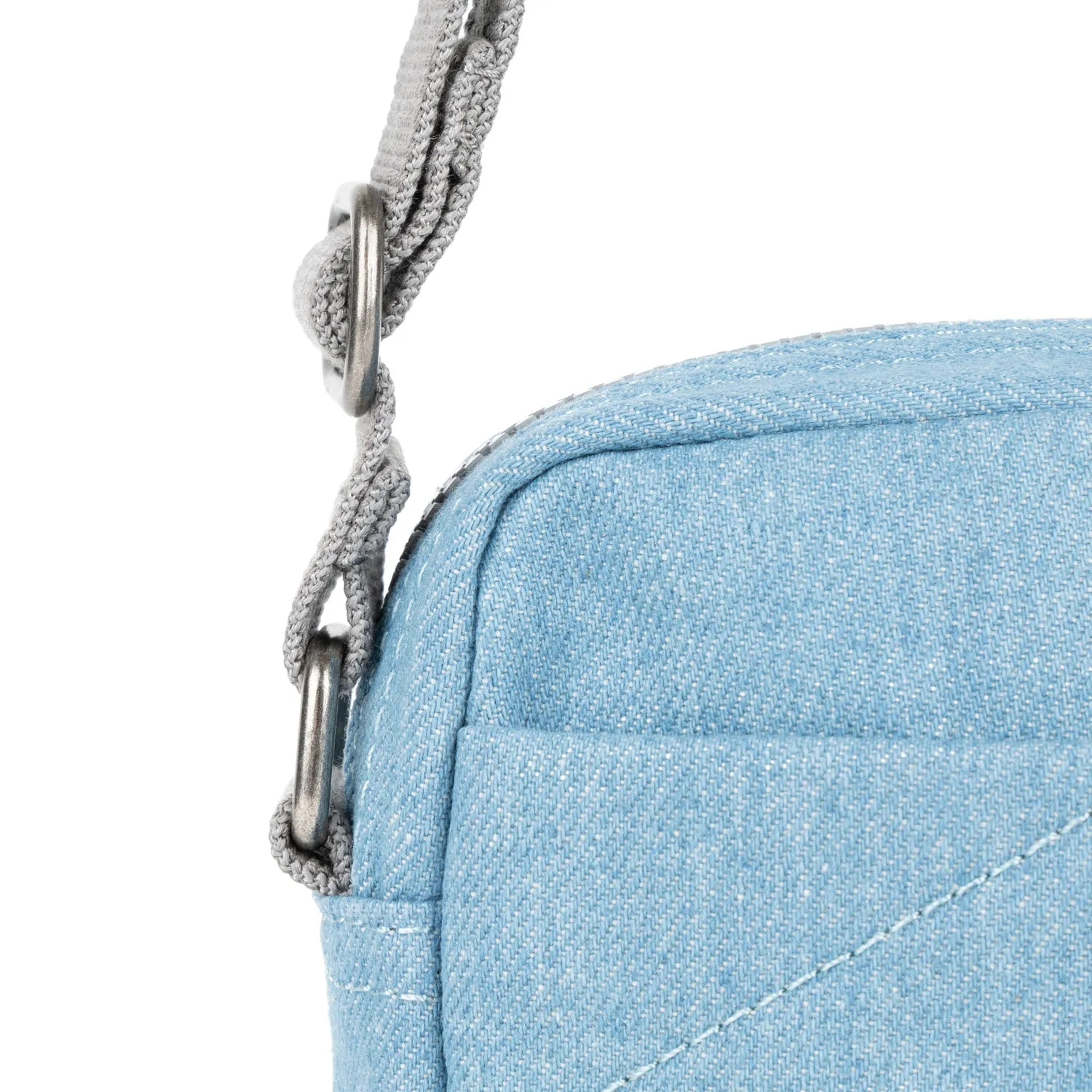 Roka London Bond crossbody taske Light Denim Small