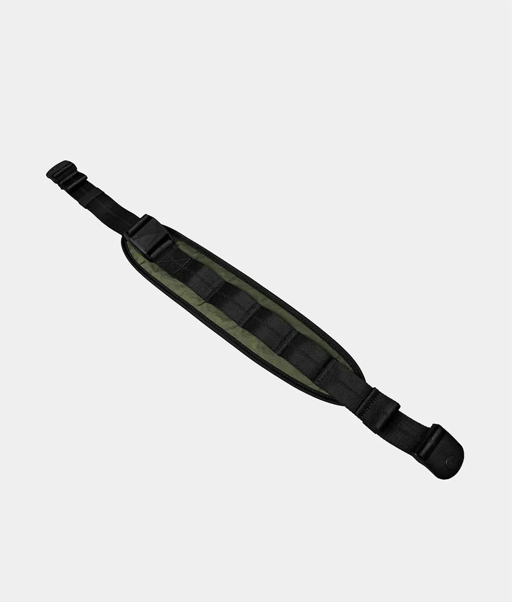 Alpaka Padded Shoulder Strap bred bærerem sort