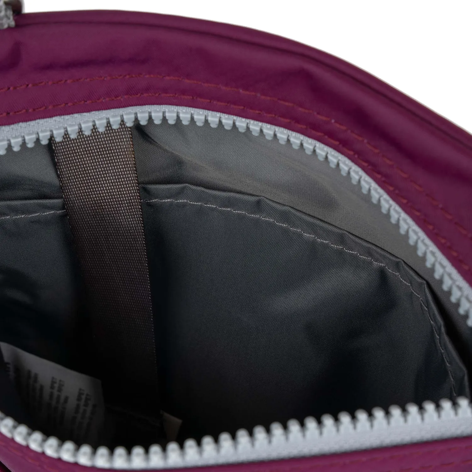 Roka London Chelsea B crossbody Royal Burgundy 0,6 liter