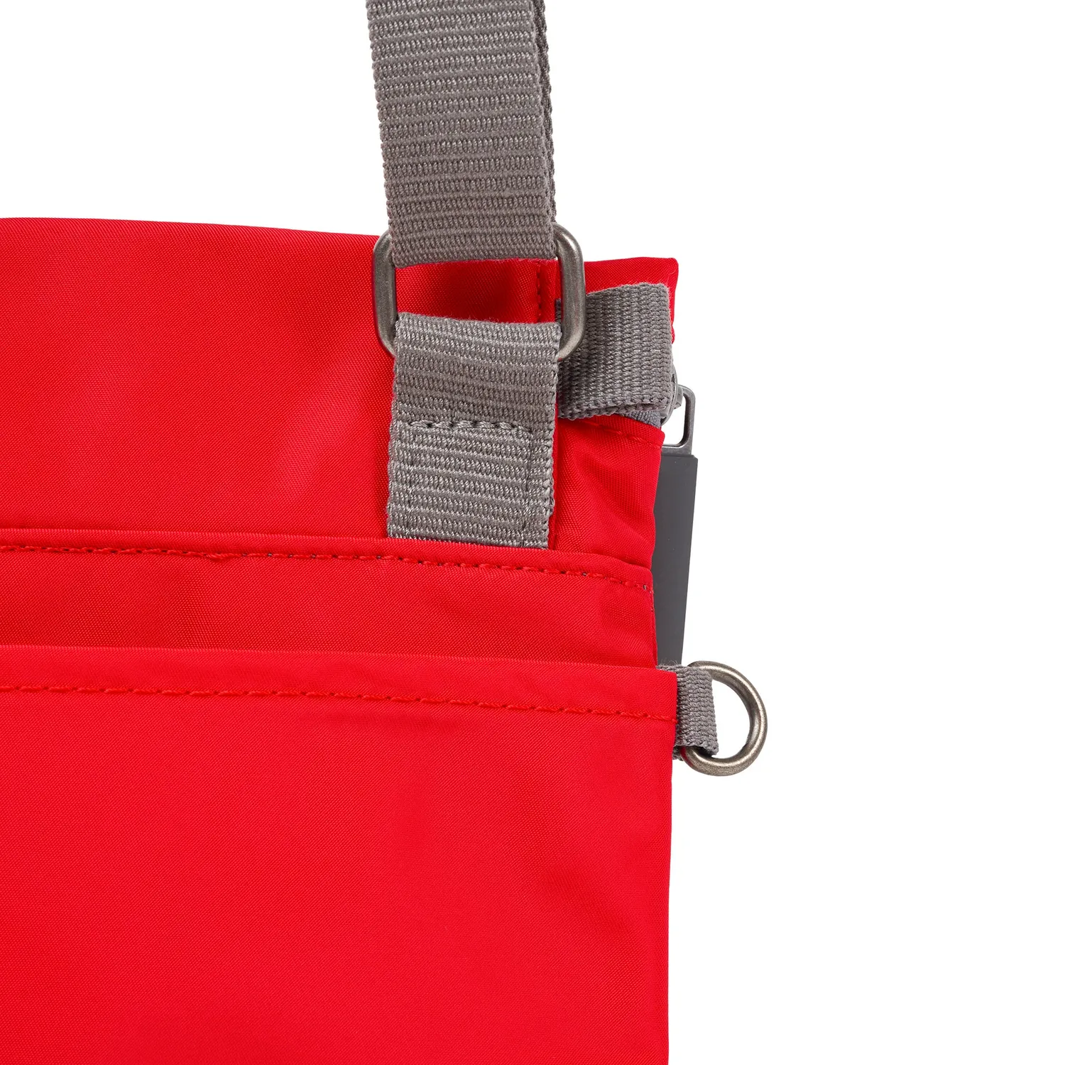 Roka London Stratford Small crossbody taske Chilli Oil vandafvisende
