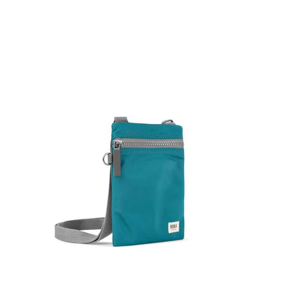 Roka London Chelsea sling taske Marine XS