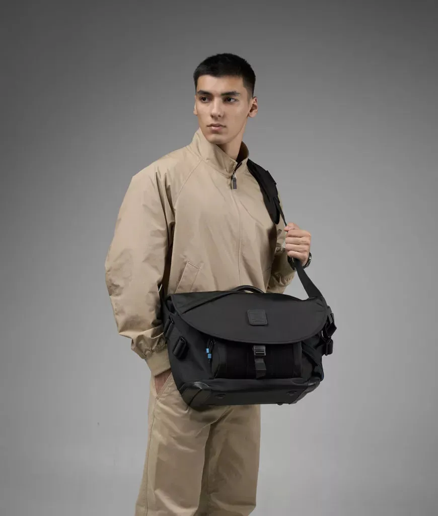 Alpaka 7ven Messenger 16 skuldertaske sort ballistic