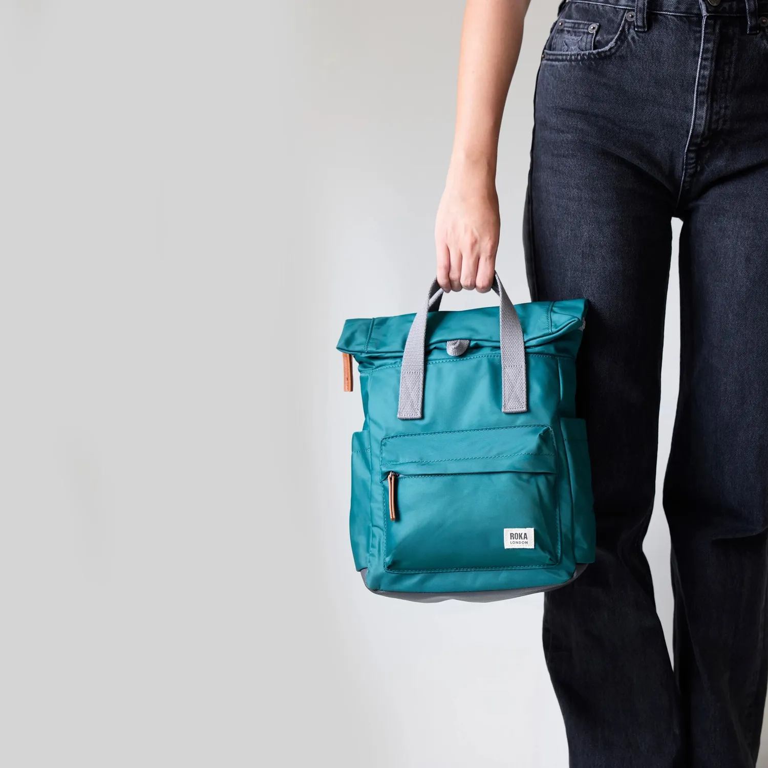 Roka London Canfield Roll Top rygsæk Burnt Blue Small vandafvisende
