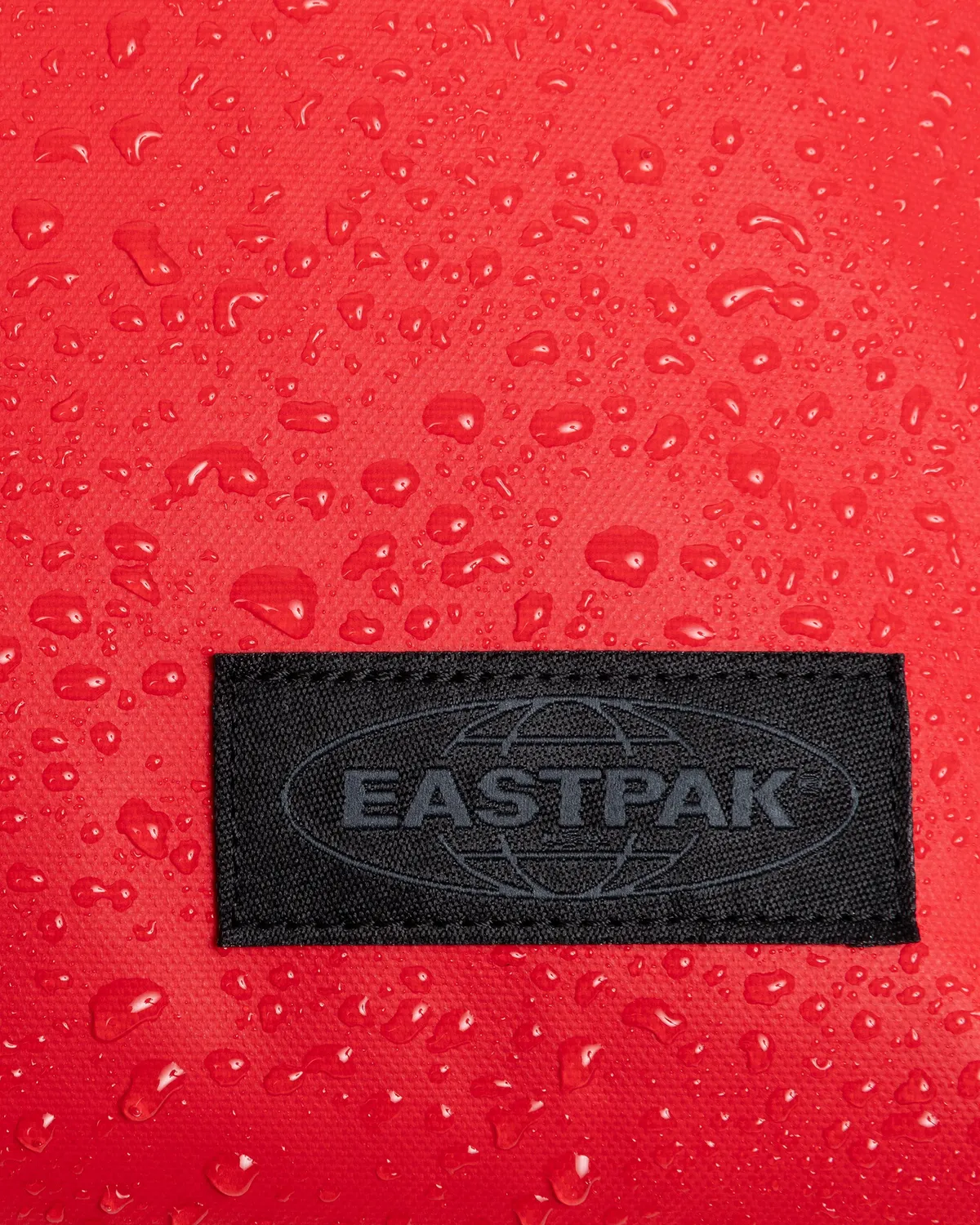 Eastpak Duffel Pack S sportstaske tarp rød kabinestørrelse